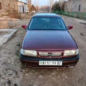 Opel Vectra 1992