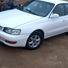 Toyota Corona 1996