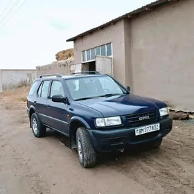 Opel Frontera 1998