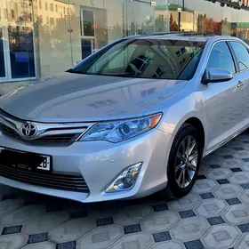 Toyota Camry 2013
