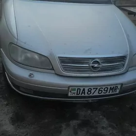 Opel Omega 2001