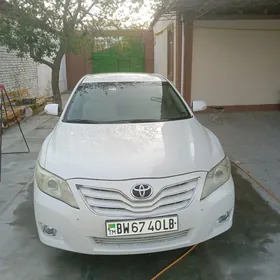 Toyota Camry 2011