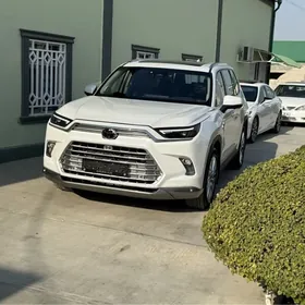 Toyota Grand Highlander 2024