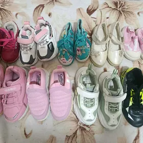 Кроссовки,сапоги,туфли