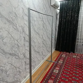 Eşik asmak üçin demir