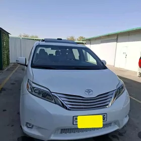 Toyota Sienna 2016