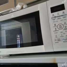 Микроволновка.