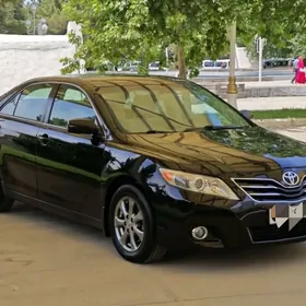 Toyota Camry 2010