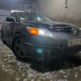 Toyota Camry 2010