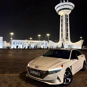 Hyundai Elantra 2021