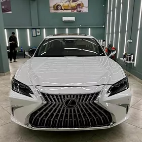 Lexus ES 350 2022