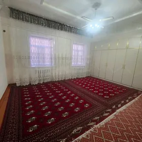 Satlyk Howly Mikraýonda