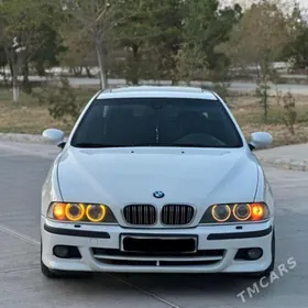 BMW E39 2000