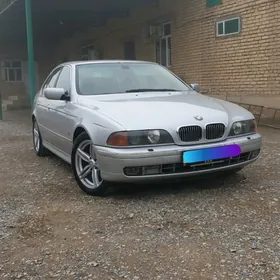 BMW 528 2000
