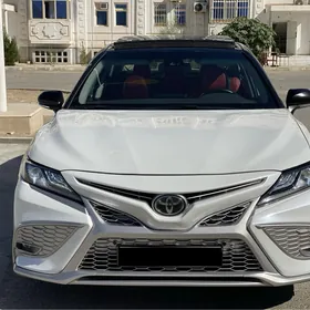 Toyota Camry 2022