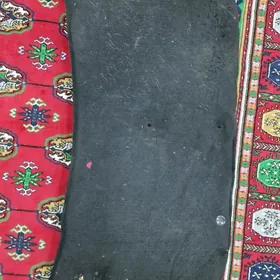 Ford Explorer pod kapot keçesi