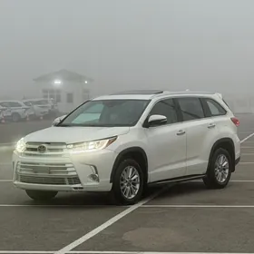 Toyota Highlander 2018