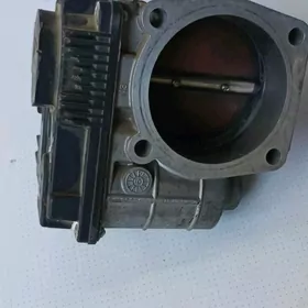 zaslonka nissan 3,5 mator