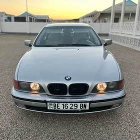 BMW E39 1999