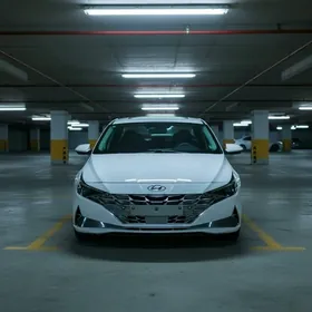 Hyundai Elantra 2021