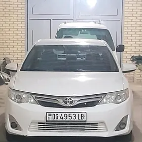 Toyota Camry 2013