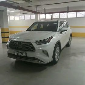 Toyota Highlander 2020