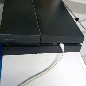PLAYSTATION 4. 1TB