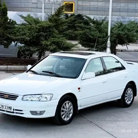 Toyota Camry 2000