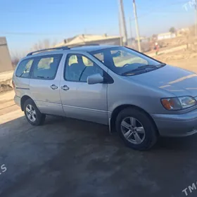 Toyota Sienna 2002