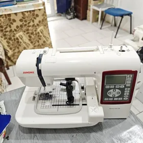 JANOME 230E