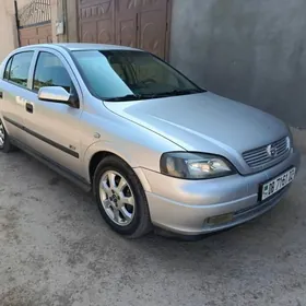 Opel Astra 2003