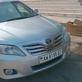 Toyota Camry 2010