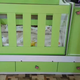 caga krowat we kolyaska