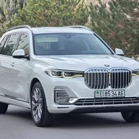 BMW X7 2021
