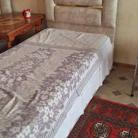 кровать новая