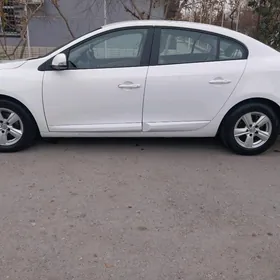 Renault Fluence 2014
