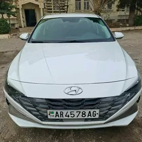 Hyundai Elantra 2021