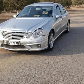 Mercedes-Benz E320 2003