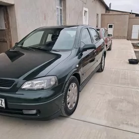 Opel Astra 2000