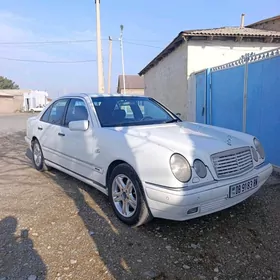 Mercedes-Benz E320 1998
