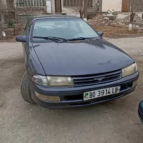 Toyota Carina 1995