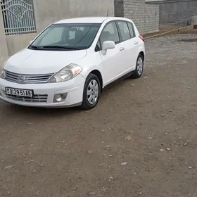 Nissan Versa 2009
