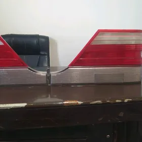 Задний стопник