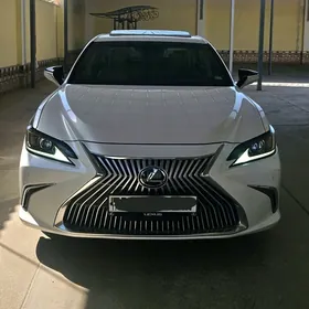 Lexus ES 350 2020