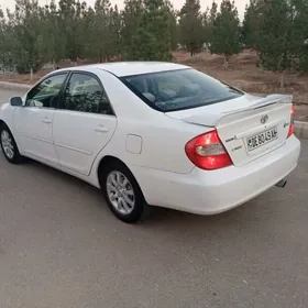 Toyota Camry 2004