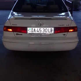 Toyota Camry 2001