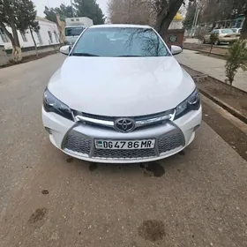 Toyota Camry 2017
