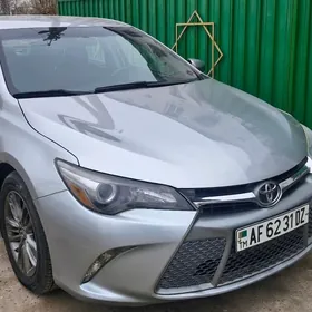 Toyota Camry 2017