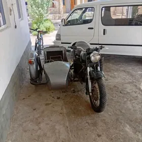 Ural 4320 2000