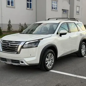 Nissan Pathfinder 2022